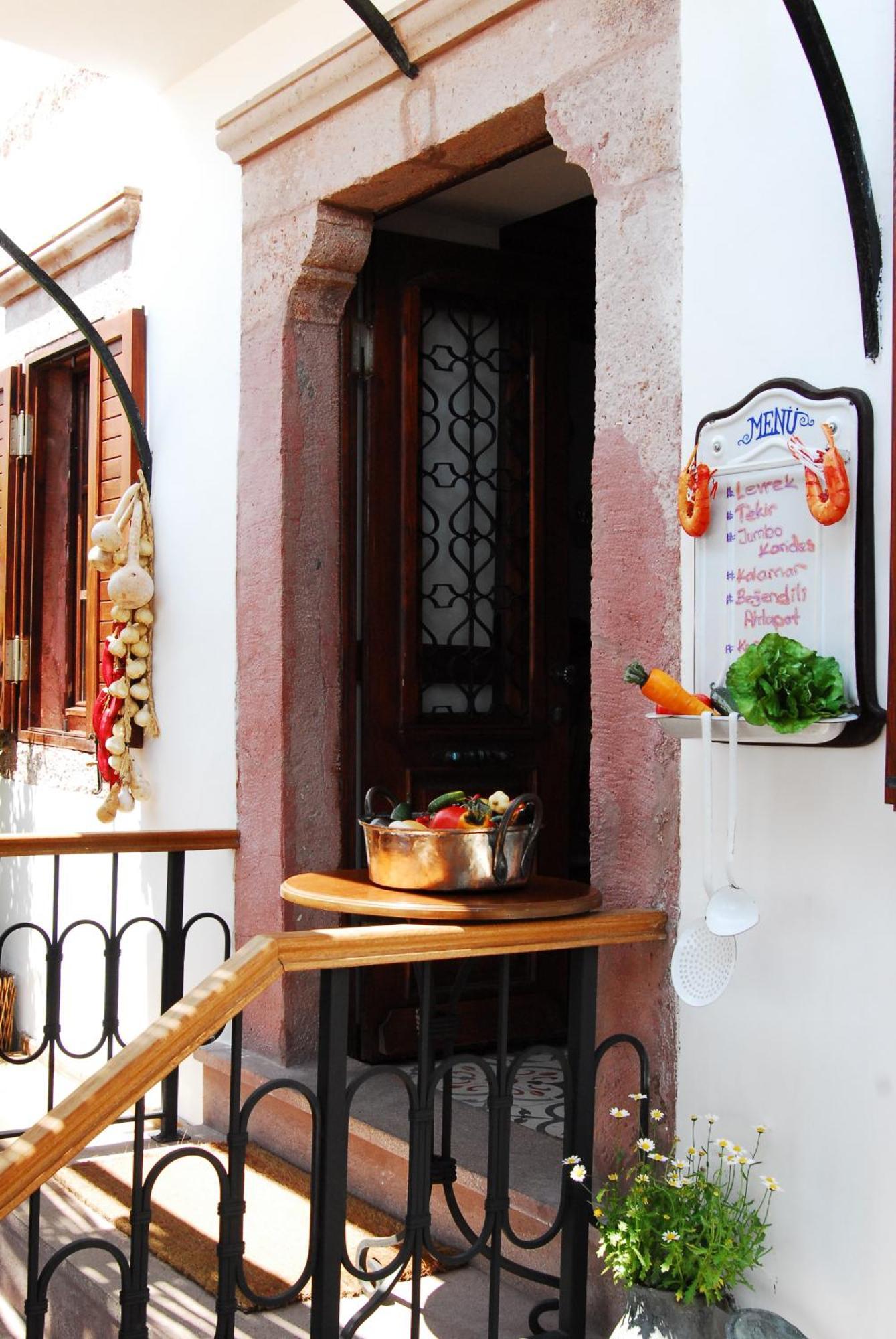 Aliye Hanim Hotel Ayvalı 外观 照片